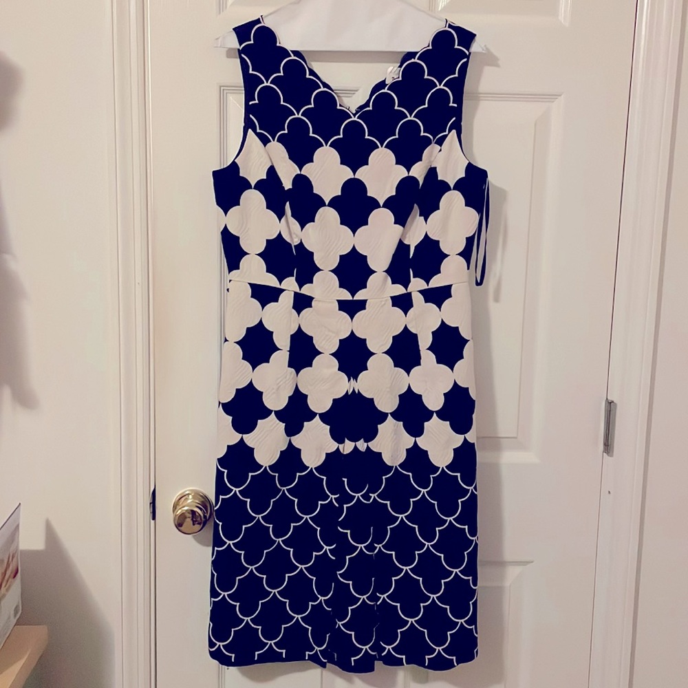 Talbot’s Size 8 Navy and White cocktail dress.